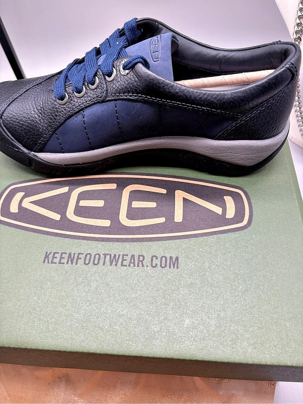 KEEN Presidio Navy & Black Sneakers US 7